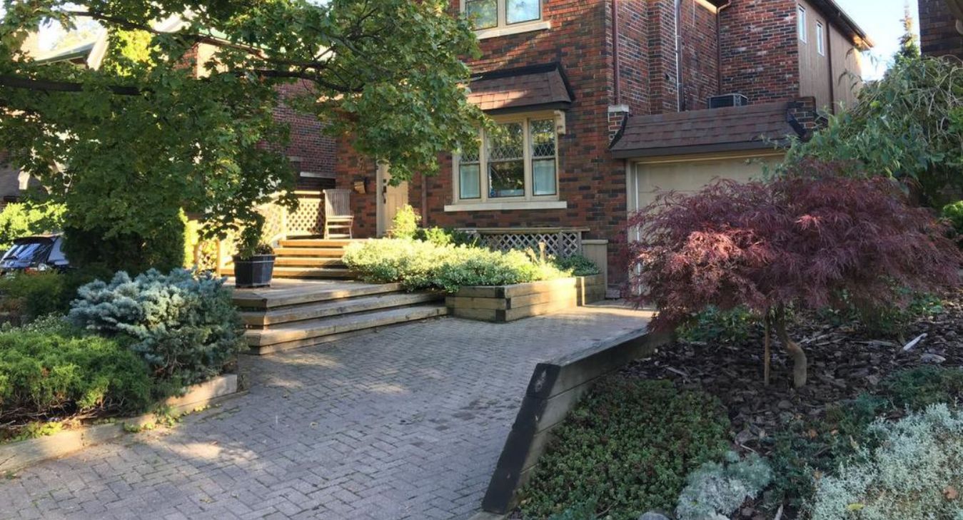75 Sutherland Dr, Toronto, Bayview and Moore homes, Leaside, SOLD Price over $2,037,000
